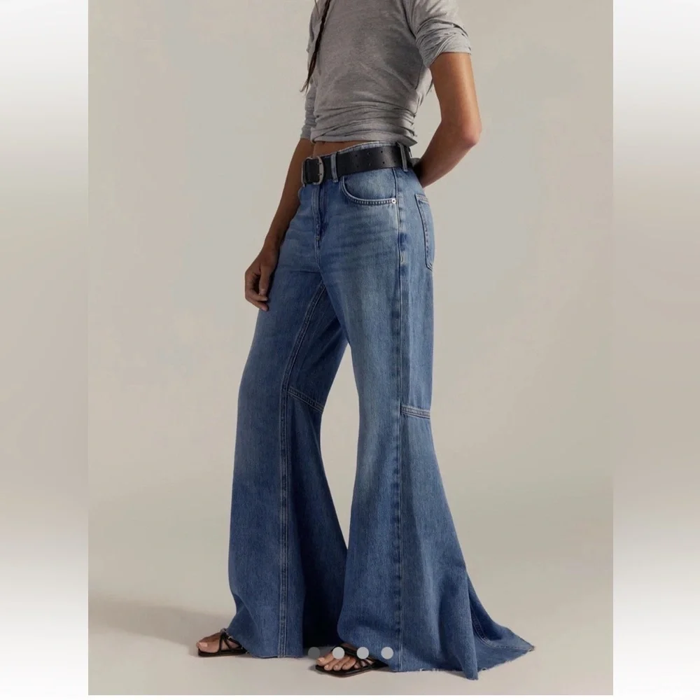 We The Free People Live Wire Flare Jeans Frayed High Voltage Blue 26 - Picture 3 of 7